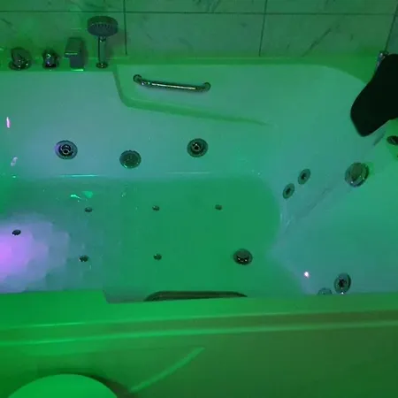 Deltix Guest house *