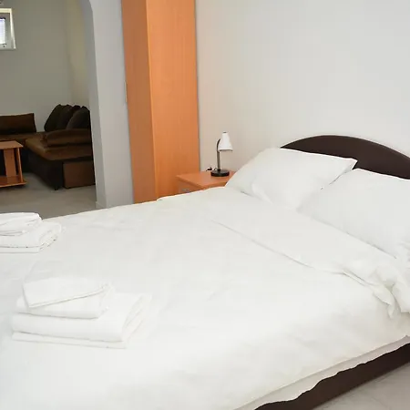 Deltix Guest house